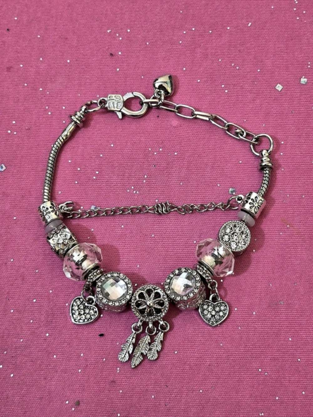 Silver Tone Charm and Bead Bracelet Clear Crystal Hearts & Dreamcatcher